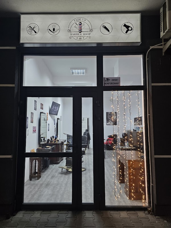 FADE UP BARBER FRYZJER Salon Fryzjerski